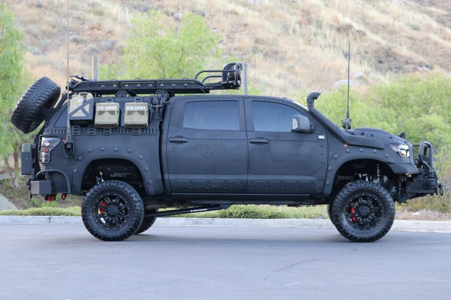  Toyota Tundra CrewMax 4x4 Zombie Apocalypse 2013 года  (фото 107 из 461)